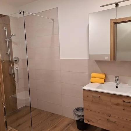 Holzknecht Apartmán Längenfeld