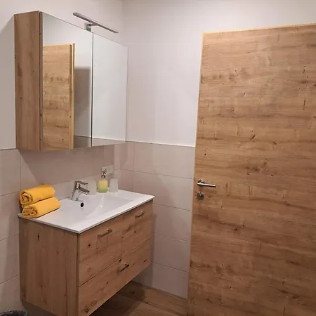 Holzknecht Apartment