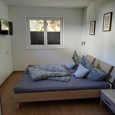 Holzknecht * Langenfeld